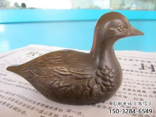 鴨子雕塑廠家，仿真動(dòng)物， 公園廣場(chǎng)街頭擺件 (3)