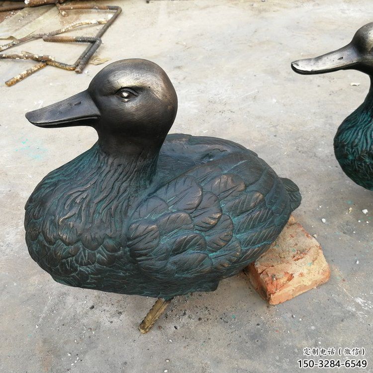 鴨子雕塑廠家，仿真動(dòng)物， 公園廣場街頭擺件 (13)