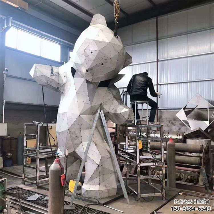 大熊雕塑廠家，酒店房地產(chǎn)雕塑，現(xiàn)代景觀小品 (5)