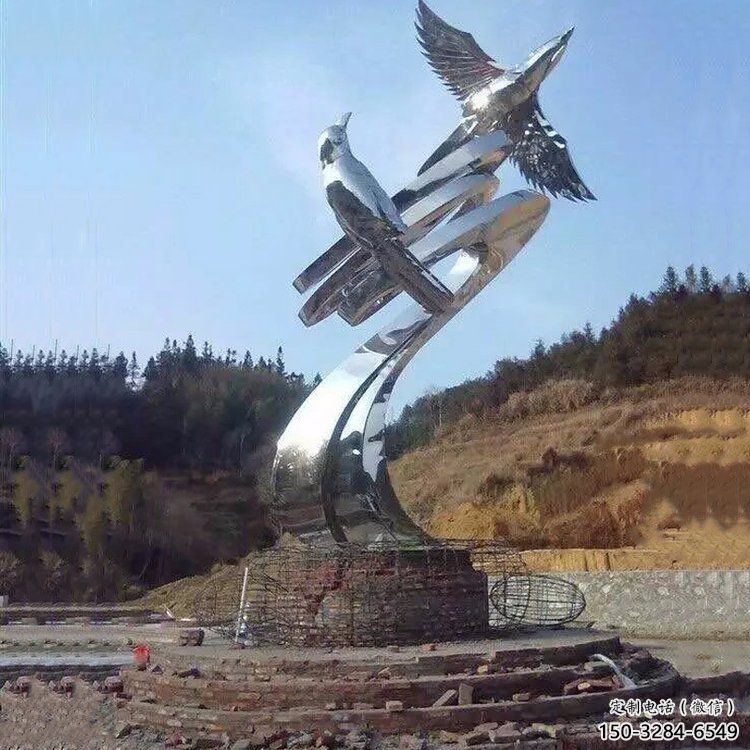 不銹鋼老鷹雕塑，公園標(biāo)識建筑，鏡面工藝效果