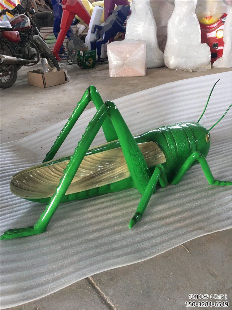 大型蟈蟈雕塑 門(mén)口創(chuàng)意雕塑 售樓處小品 大型蟈蟈雕塑 門(mén)口創(chuàng)意雕塑 售樓處小品