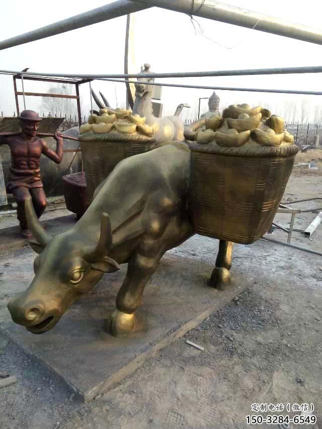 小區(qū)小牛雕塑，抽象主題，鑄銅工藝