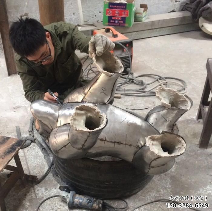 步行街猩猩雕塑，景觀主題，鍛造工藝