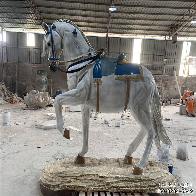 酒店戰(zhàn)馬雕塑，家禽主題，彩繪工藝