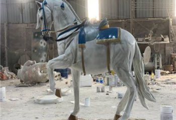 小區(qū)戰(zhàn)馬雕塑，仿真主題，彩繪工藝效果