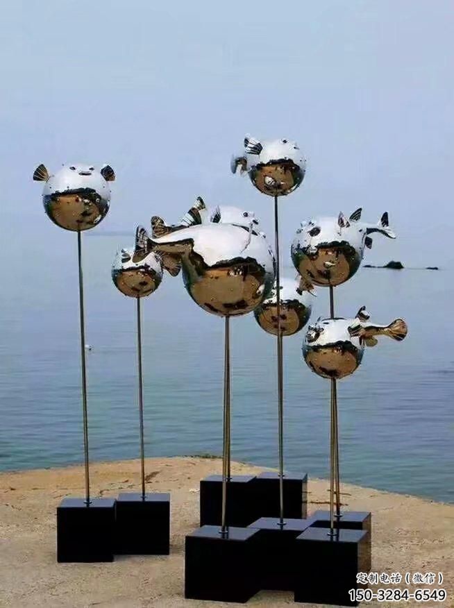 步行街魚形雕塑，鑄銅農(nóng)耕雕塑，鏤空方式