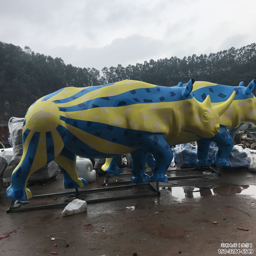 街道犀牛雕塑，鑄銅農(nóng)耕雕塑，古銅效果