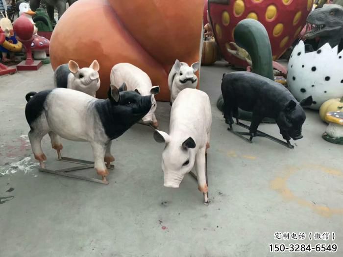 公園野豬雕塑，噴砂發(fā)光雕塑，鑄銅工藝