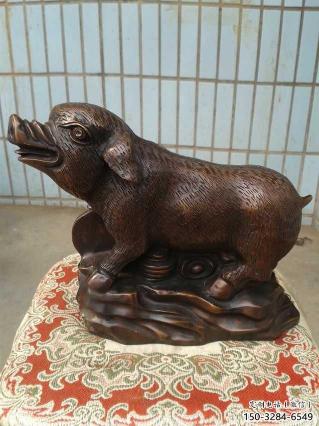 庭院野豬雕塑，鍍金歐式雕塑，網(wǎng)格形式