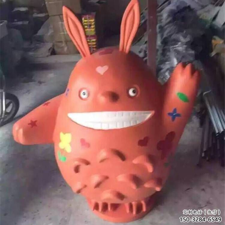 公園龍貓雕塑，噴砂發(fā)光雕塑，鑄銅工藝