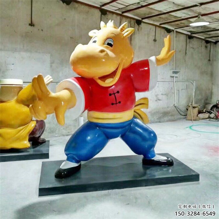 園林龍貓雕塑，噴漆運動雕塑，彩繪形式
