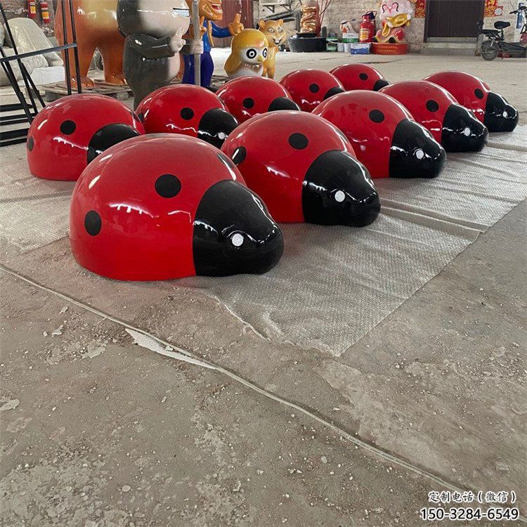 公園瓢蟲雕塑，噴砂發(fā)光雕塑，鑄銅工藝