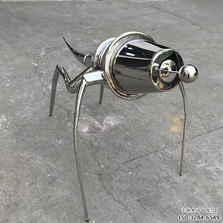 公園蝗蟲(chóng)雕塑，噴砂發(fā)光雕塑，拋光工藝