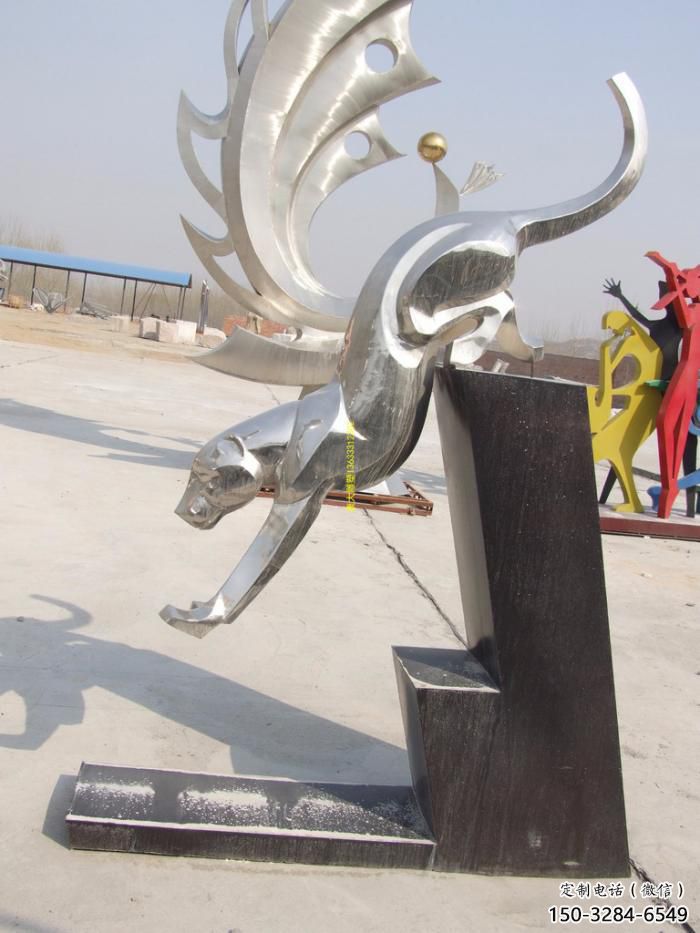 公園獵豹雕塑，噴砂發(fā)光雕塑，鍛造工藝