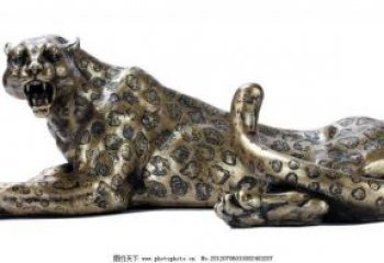 步行街獵豹雕塑，鍛造動(dòng)物雕塑，仿真方式