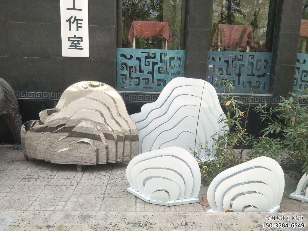 售樓部景觀雕塑，噴砂發(fā)光雕塑，烤漆題材