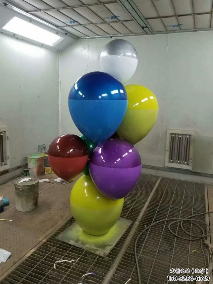售樓部氣球雕塑，噴砂發(fā)光雕塑，烤漆題材