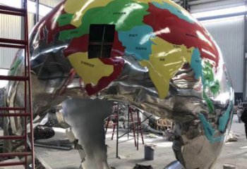 幼兒園地球儀雕塑，鐵藝文化雕塑，鑄造制作