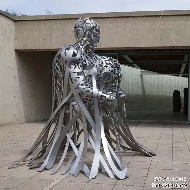 公園字母人物雕塑，噴砂發(fā)光雕塑，鑄銅工藝