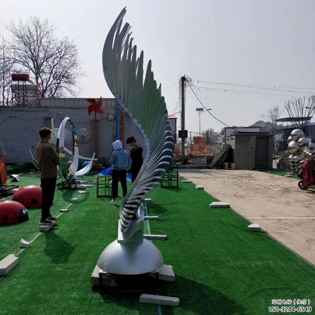 校園翅膀雕塑，拉絲景觀雕塑，抽象主題