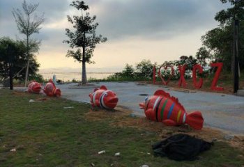 街道坐凳雕塑 現(xiàn)代景觀擺件 彩繪雕塑