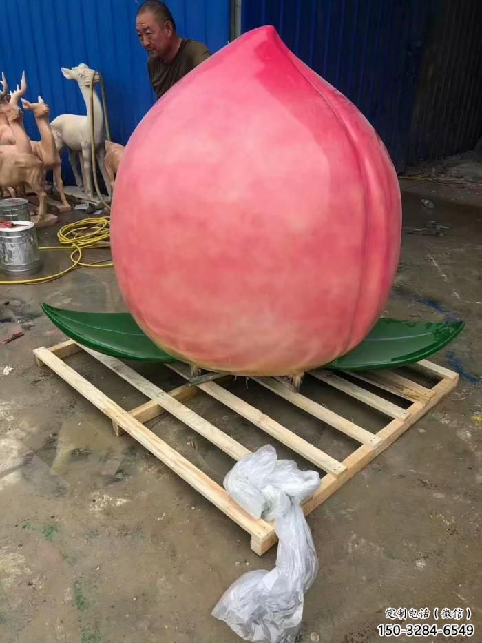 仿真桃子雕塑 店門(mén)口園林雕塑 水果小品