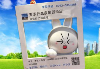 公仔雕塑廠家 店門口彩繪雕塑 步行街擺件