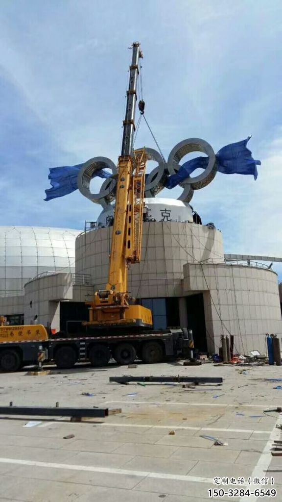 運(yùn)動場建筑雕塑，不銹鋼五環(huán)雕塑，抽象建筑