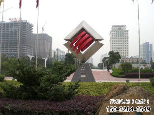 廣場(chǎng)中國(guó)結(jié)雕塑廠家，烤漆工藝制作，民俗文化標(biāo)識(shí)