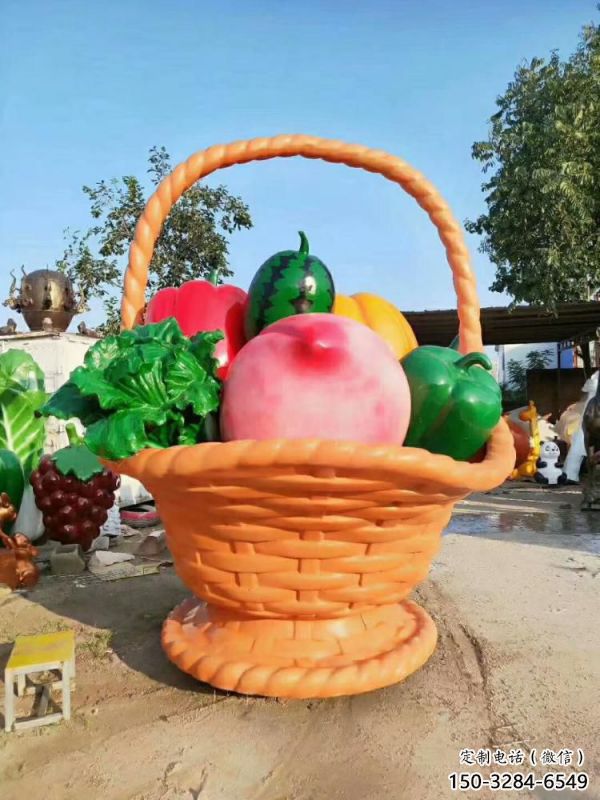 果籃雕塑定做，公園小品，戶外鴨梨果籃雕塑供應(yīng)