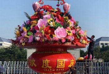 景區(qū)花籃雕塑，仿真歐式雕塑，鐵藝材質(zhì)