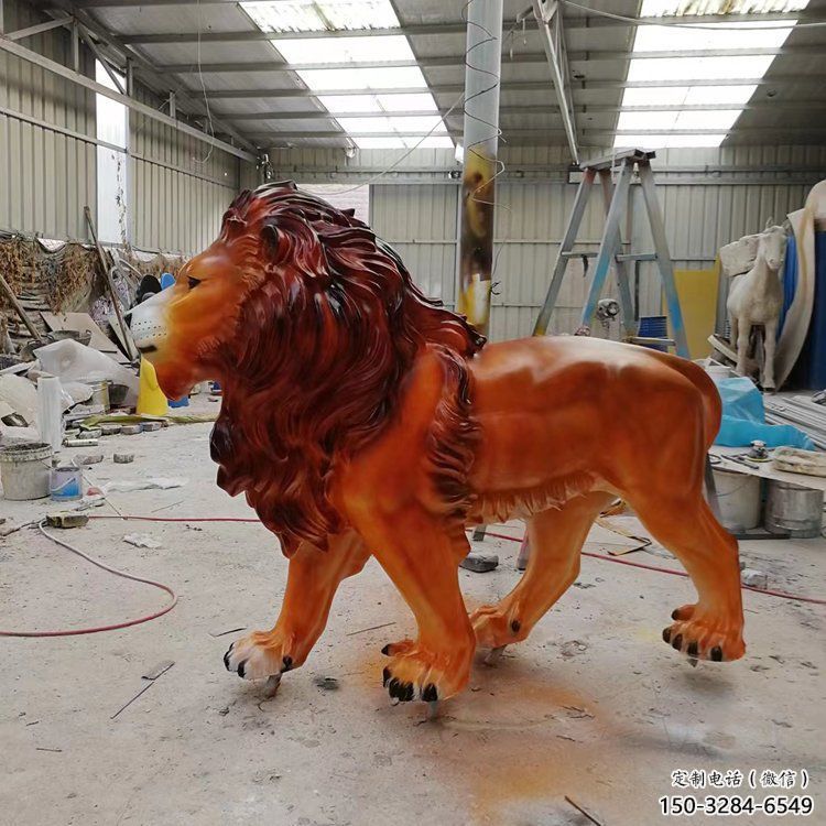 彩繪獅子雕塑，玻璃鋼走獅動(dòng)物雕塑