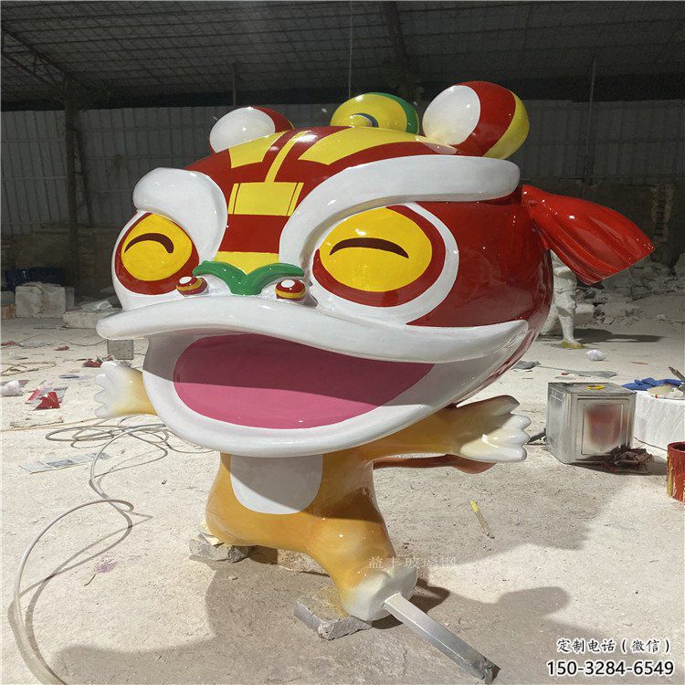 卡通形態(tài)效果，玻璃鋼卡通獅子雕塑，美陳景觀擺件