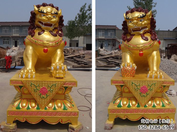 現(xiàn)代藝術(shù)獅子雕塑展品，室外軟裝，鎏金獅子雕塑訂做