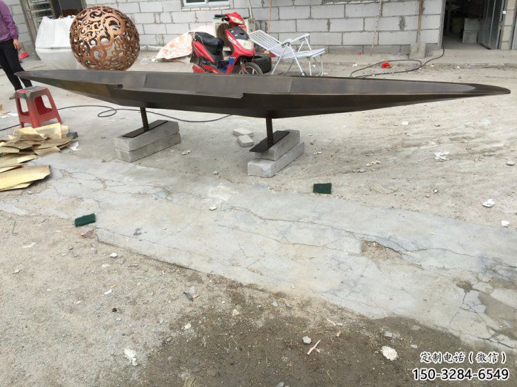 銅船雕塑選定，美陳雕塑，景觀小船銅雕塑造型廠家