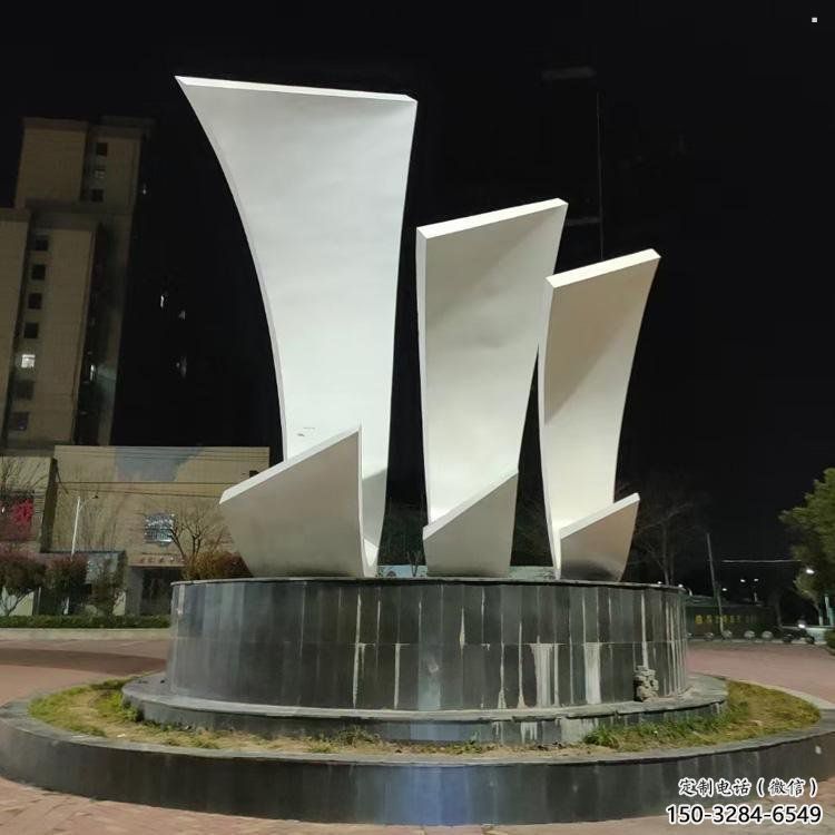 公園帆船雕塑，噴砂發(fā)光雕塑，鍛造工藝