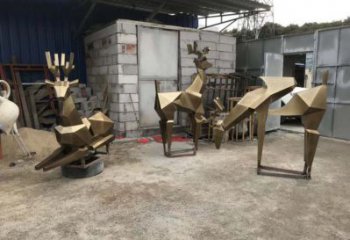 金屬小鹿雕塑批發(fā)，街頭藝術(shù)，公園抽象銅鹿雕塑展品