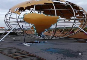 地球儀雕塑展品，景觀概念，鏤空鏡面地球儀雕塑優(yōu)選