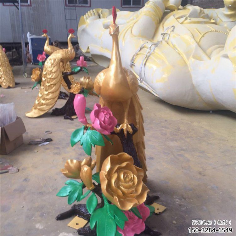 制造孔雀雕塑展品，黃銅材質(zhì)，銅孔雀雕塑廠家常用