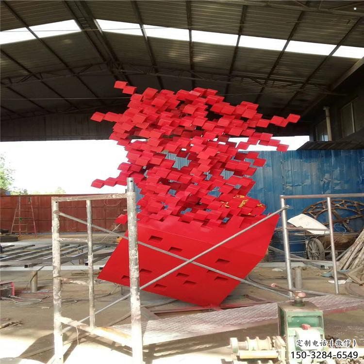 立方體雕塑點擊，城區(qū)小品，園林鏤空立方體雕塑承接