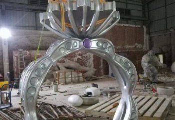 不銹鋼鉆戒雕塑制造，白鋼構(gòu)件，鉆戒雕塑提供