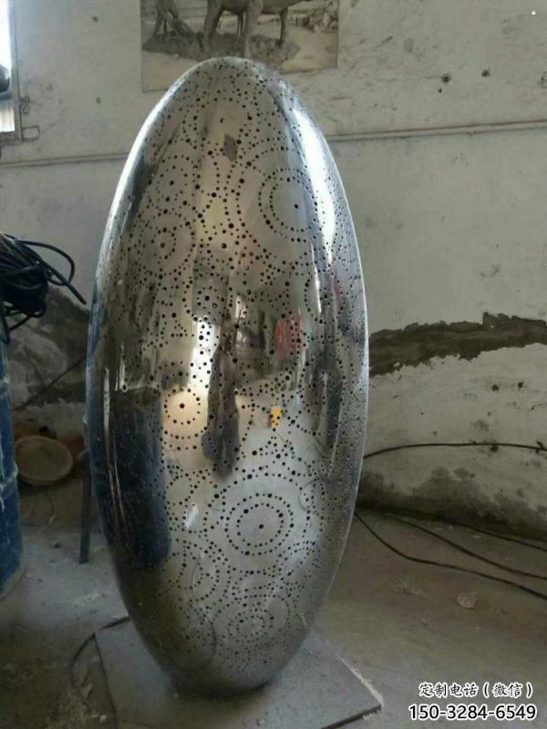 鏡面球雕塑承接，鋼管組合，鏤空不銹鋼球雕塑特供