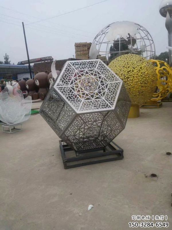 棱面球雕塑精選，景區(qū)雕塑，鏤空棱面球雕塑制作