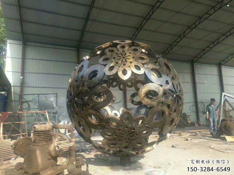 球體雕塑供應(yīng)，花園小品，不銹鋼球體雕塑展品
