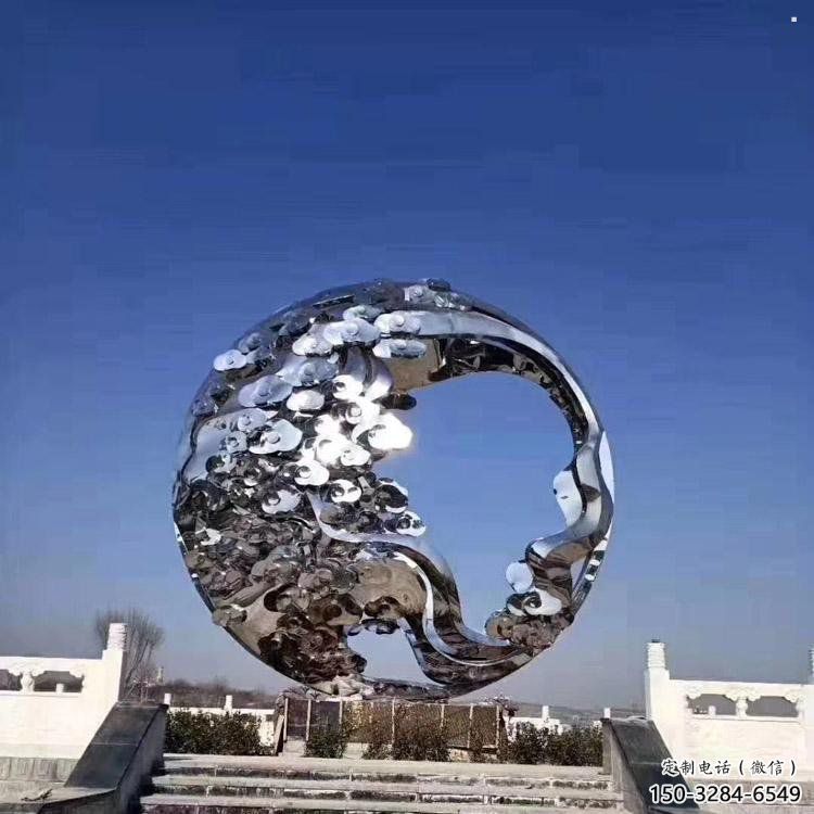 鏤空球雕塑優(yōu)價，小區(qū)擺件，異形鏤空球雕塑廠家精選