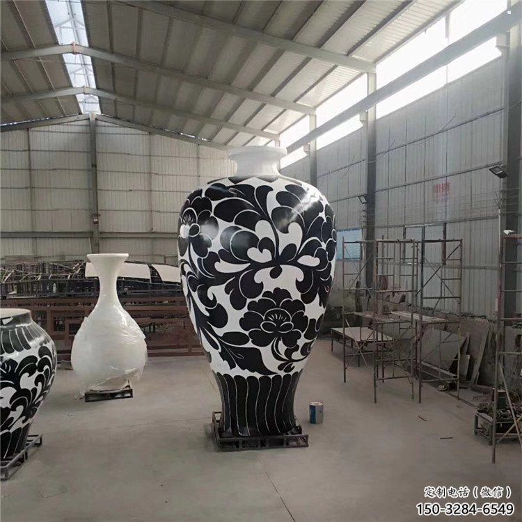 花瓶雕塑提供，美陳雕塑，玻璃鋼花瓶雕塑承接