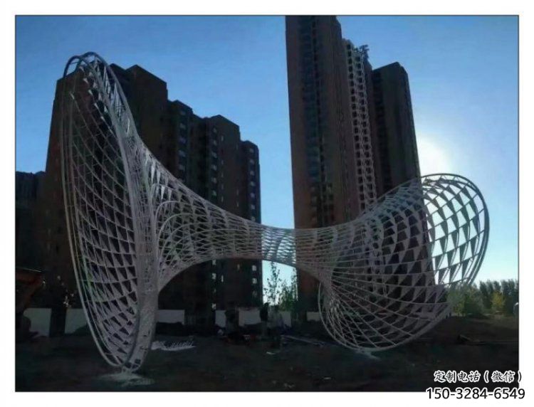 花瓶雕塑制造，歐式風格，鏤空花瓶雕塑廠家供給