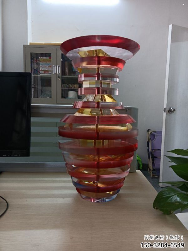 抽象花瓶雕塑制造，景觀雕塑，異形花瓶雕塑展品