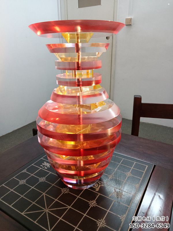 花瓶雕塑工程選用，美陳雕塑，異形花瓶雕塑展示專供