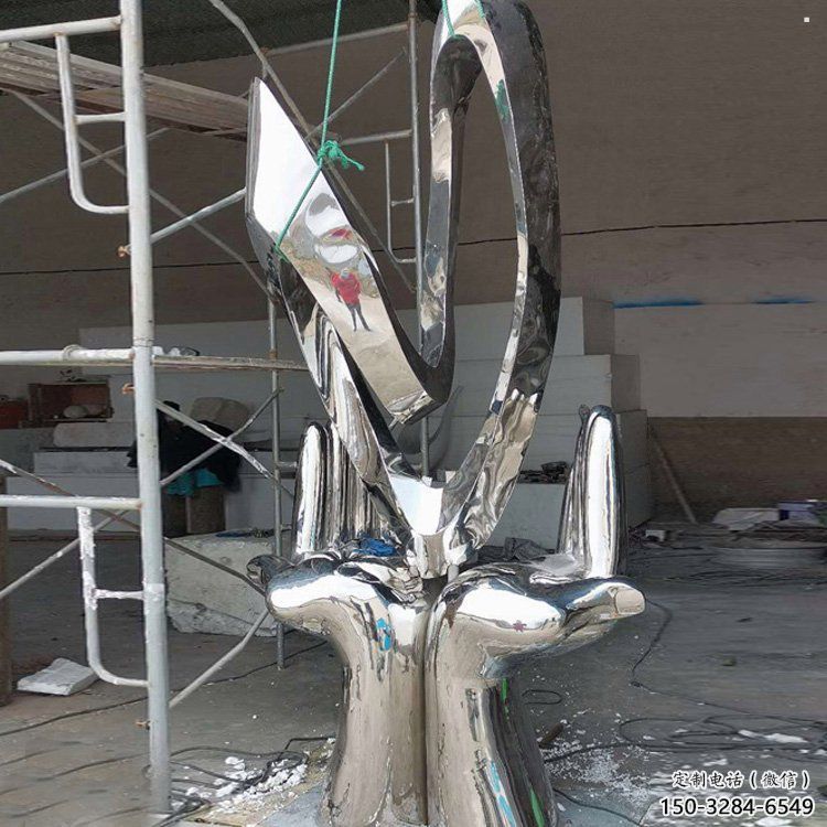 雙手雕塑定做，廣場(chǎng)雕塑，不銹鋼雙手雕塑廠家優(yōu)選